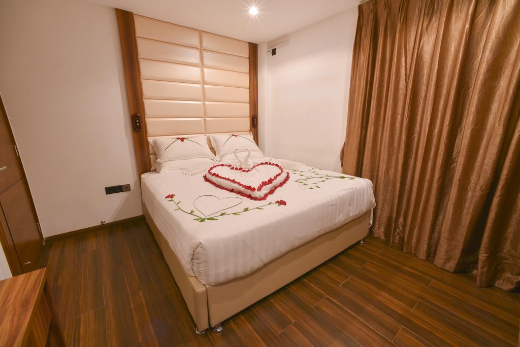 Crown Arena Hotel Hulhumale Exterior foto